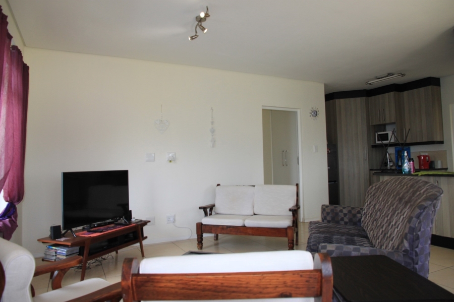 To Let 2 Bedroom Property for Rent in Kidds Beach Eastern Cape